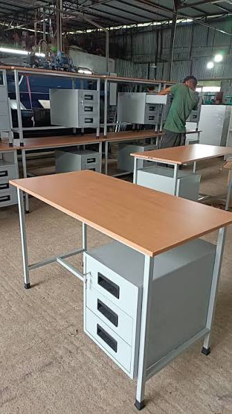 work table with single drawer with single undershelf manufacturer in india